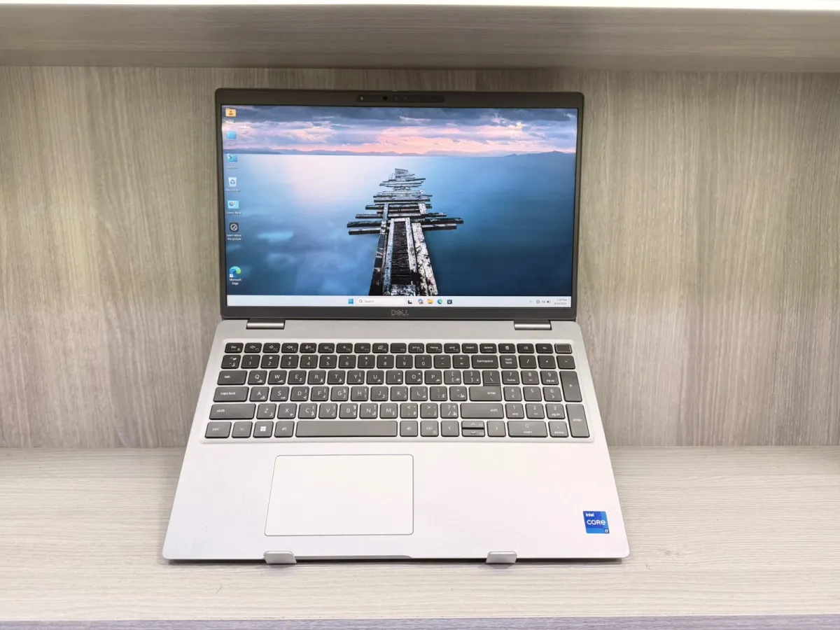 Dell Latitude 5530 | Core i7-1255U | Ram 16GB | SSD 256GB | Intel Graphics | 15.6" Touch Screen